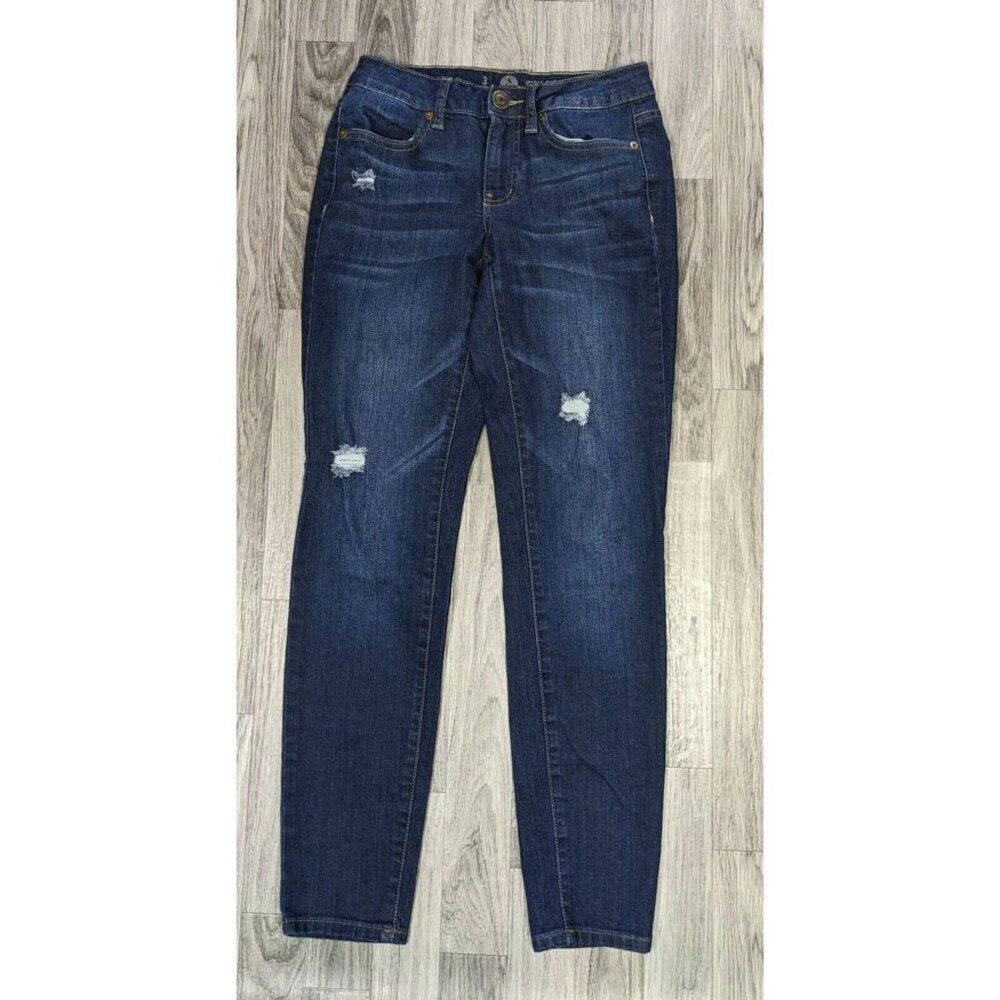 SO Juniors Size 3 High Rise Skinny Distressed Whiskered Denim Blue Jeans‎